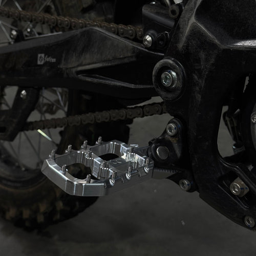 Prickly EMoto Foot Pegs Wide