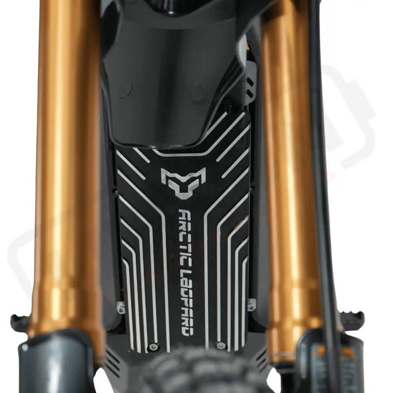Arctic Leopard XF - Pinned Electric