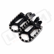 KKE Footpegs Billet Foot Rest For Rawrr Mantis Mantis X Red and Black - E-Motor Parts
