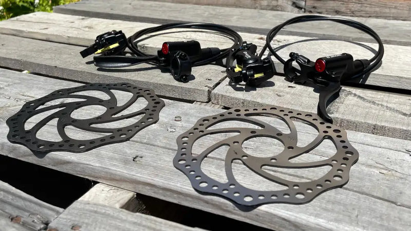 Razor / ETM™ 4 Piston Hydro Brake Kit eParts