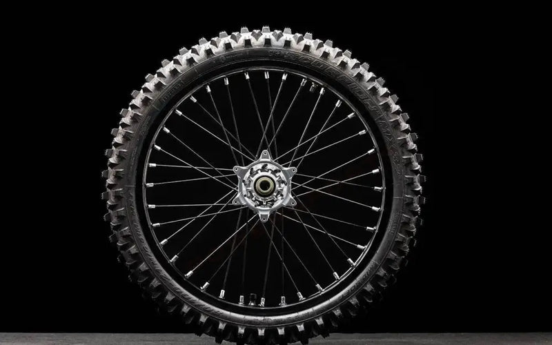 Stark Varg Front Wheel Assembly with MX Tire - Lithium Powersports