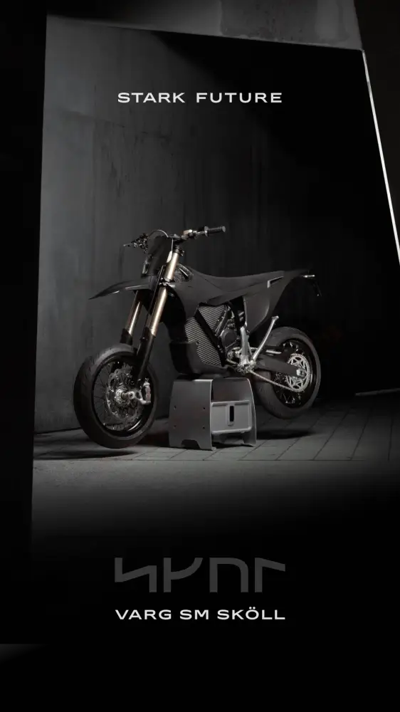 Stark Varg SM SKÖLL Electric Supermoto | Street Legal EMoto | 17” Wheels - SKÖLL Black - eRides