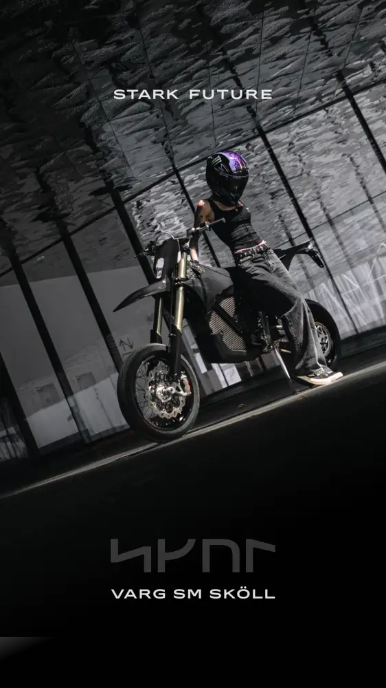 Stark Varg SM SKÖLL Electric Supermoto | Street Legal EMoto | 17” Wheels - SKÖLL Black - eRides