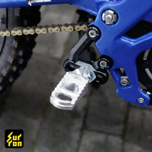 Light Bee Right Footpeg